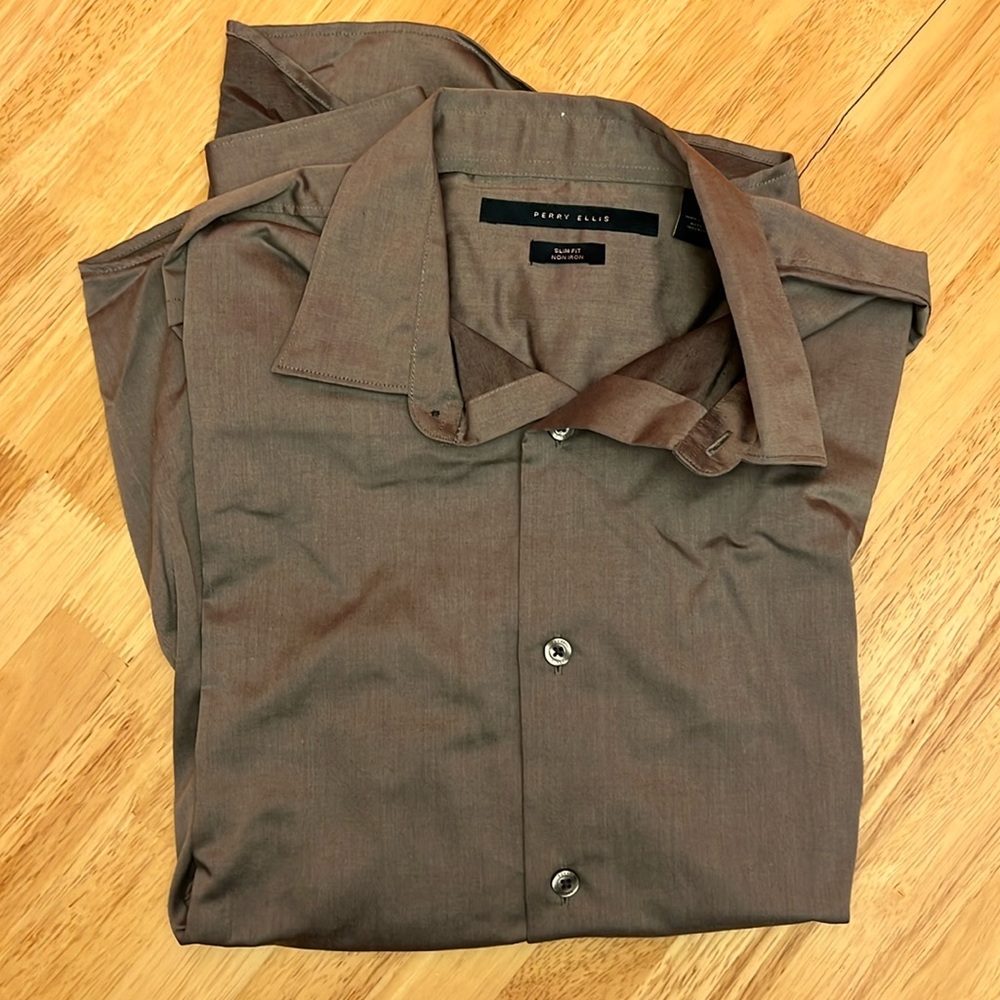 PERRY ELLIS men’s dress shirt